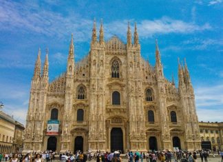 Du lịch Châu Âu khám phá vẻ đẹp của nhà thờ Duomo (Ý) đẹp ngỡ ngàng Du lịch Châu Âu khám phá vẻ đẹp của nhà thờ Duomo (Ý) đẹp ngỡ ngàng